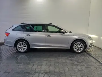 Škoda Octavia Combi STYLE 2.0 TDI DSG