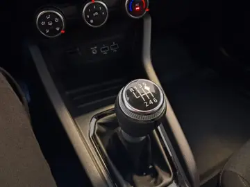 RENAULT CLIO 1.5 Blue dCi 100 Techno