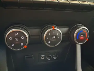 RENAULT CLIO 1.5 Blue dCi 100 Techno