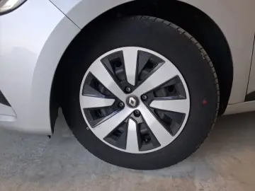 RENAULT CLIO 1.5 Blue dCi 100 Techno