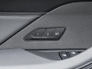 BMW M440i xDrive M SPORT H K HuD DA PROF 360