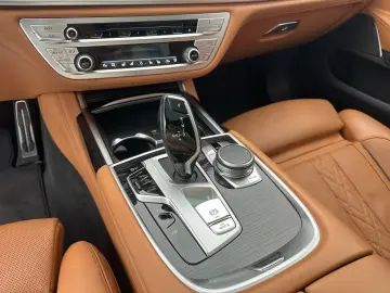 BMW 730 d xDrive Limousine M Sportpaket