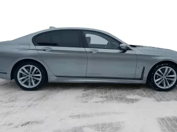 BMW 730 d xDrive Limousine M Sportpaket