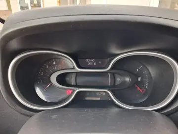 RENAULT TRAFIC 2.0 Blue dCi 120CP L1 Authentique