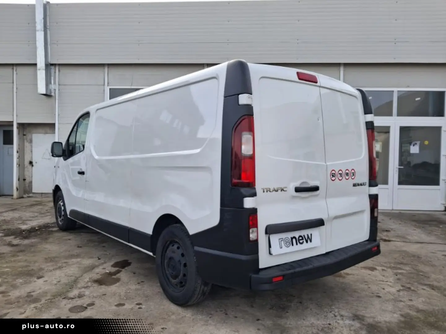 RENAULT TRAFIC 2.0 Blue dCi 120CP L1 Authentique