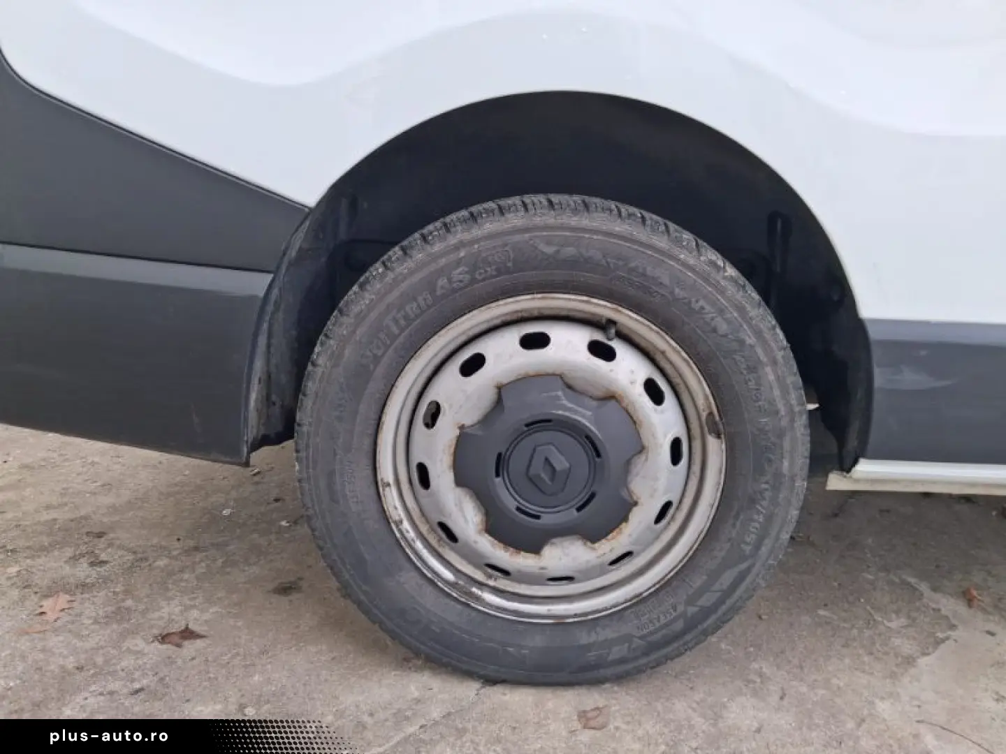 RENAULT TRAFIC 2.0 Blue dCi 120CP L1 Authentique