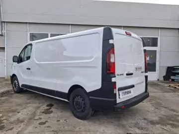 RENAULT TRAFIC 2.0 Blue dCi 120CP L1 Authentique