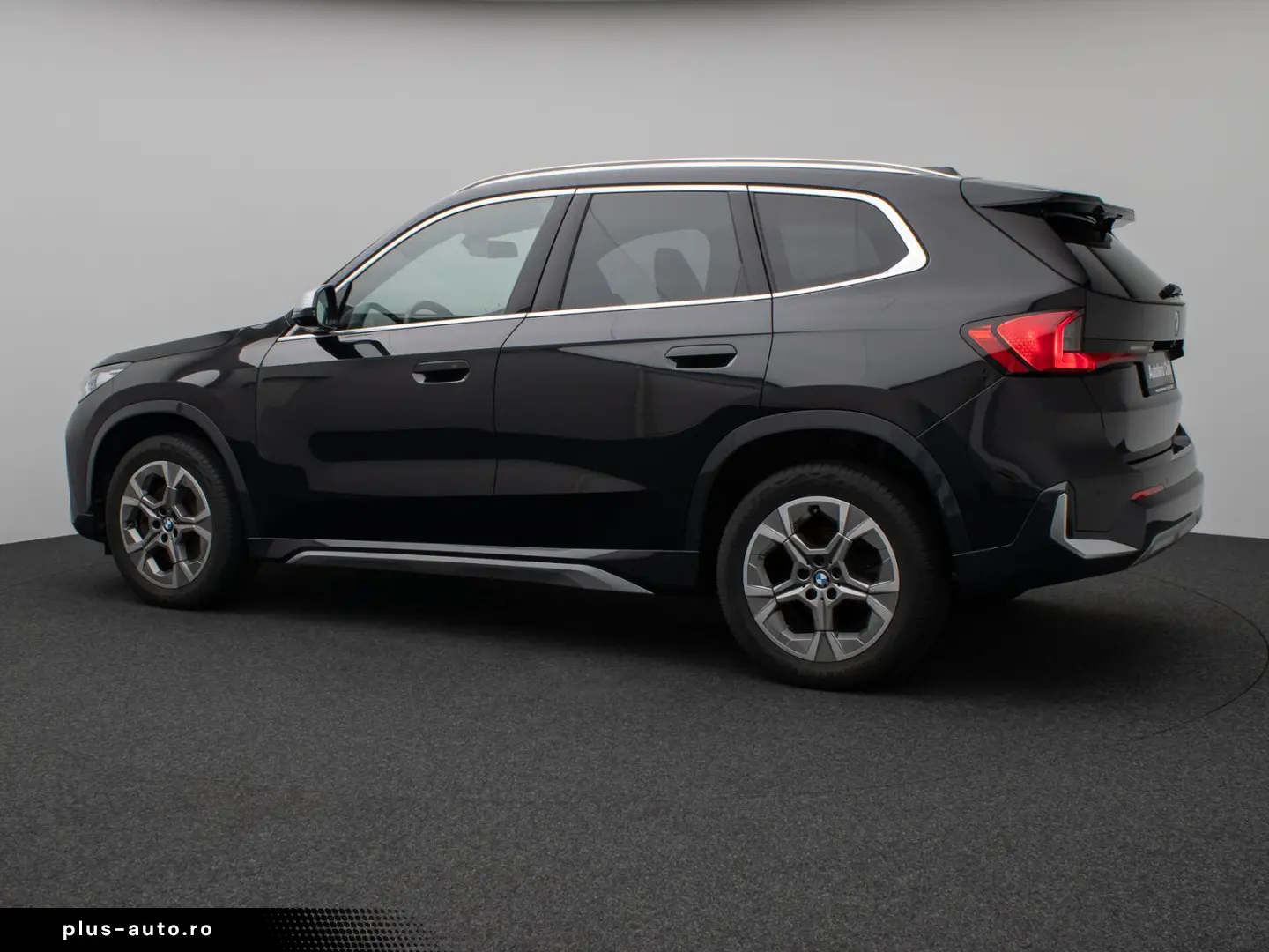 BMW X1 xD23i xLine Panorama 360 HUD DAB H K Sport