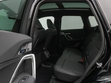 BMW X1 xD23i xLine Panorama 360 HUD DAB H K Sport