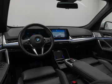 BMW X1 xD23i xLine Panorama 360 HUD DAB H K Sport