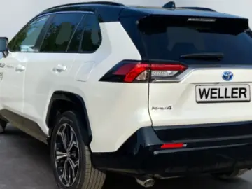 Toyota RAV 4 Plug-in-Hybrid Teamplayer ALLRAD
