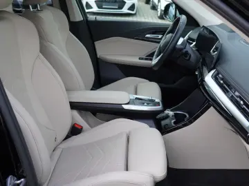 BMW X1 18 i sDrive xLine  MIT 2 JAHREN GARANTIE