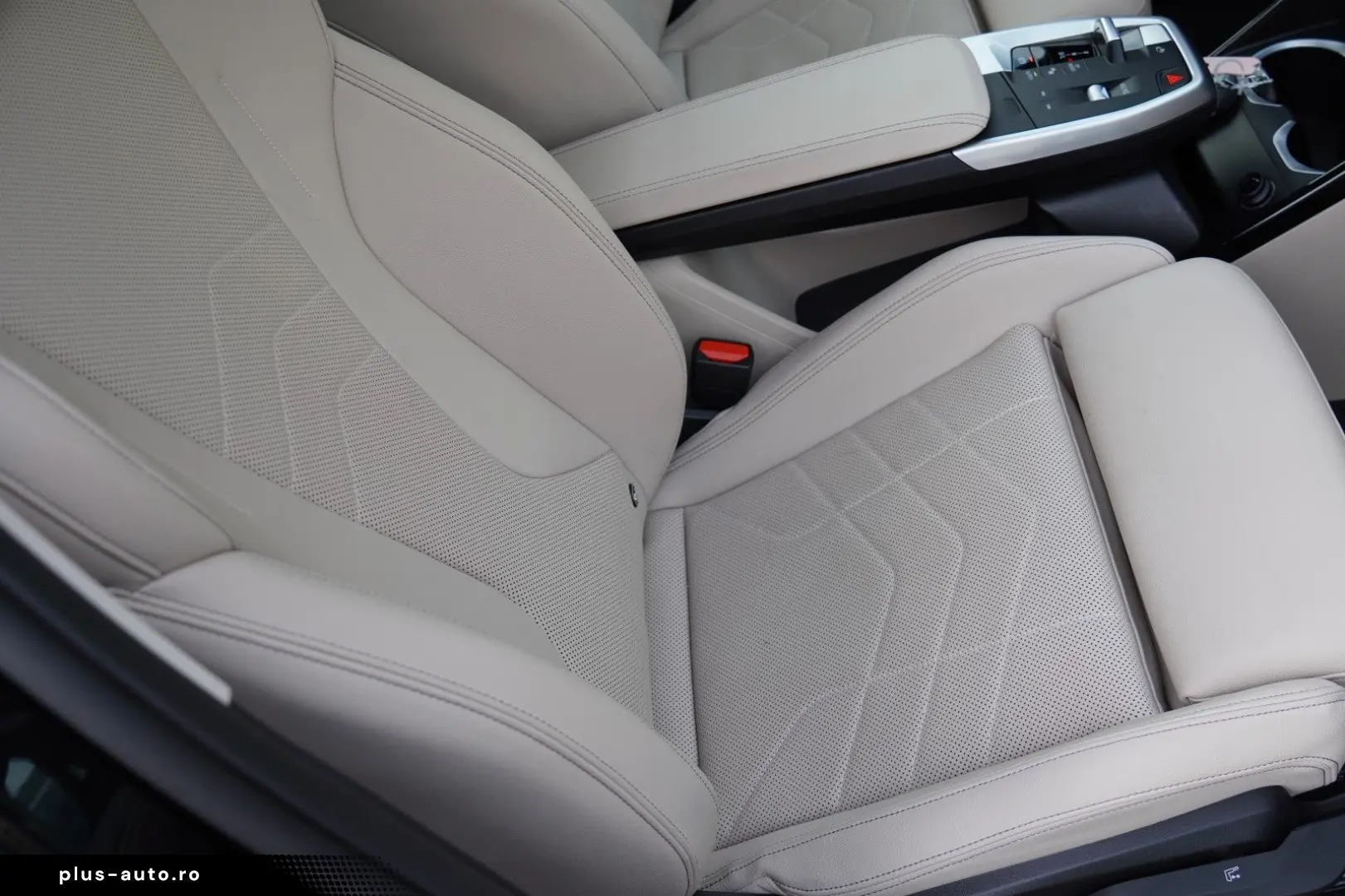 BMW X1 18 i sDrive xLine  MIT 2 JAHREN GARANTIE