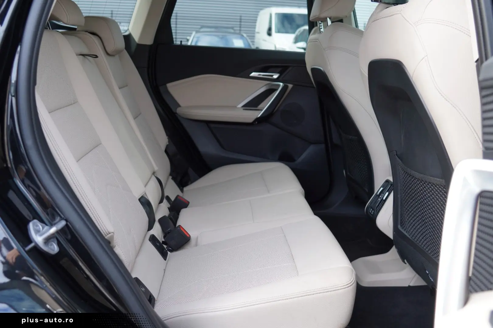 BMW X1 18 i sDrive xLine  MIT 2 JAHREN GARANTIE