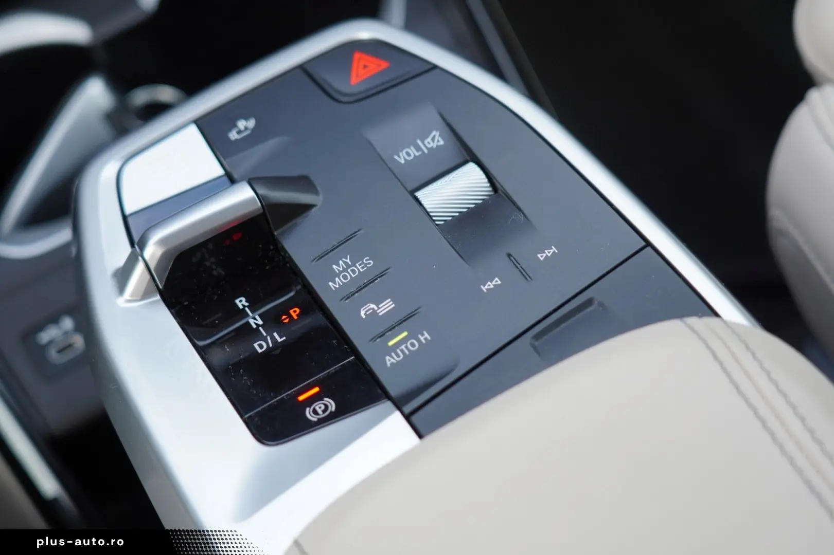 BMW X1 18 i sDrive xLine  MIT 2 JAHREN GARANTIE