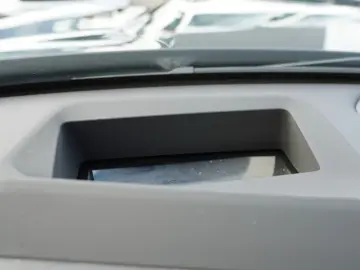 BMW X1 18 i sDrive xLine  MIT 2 JAHREN GARANTIE