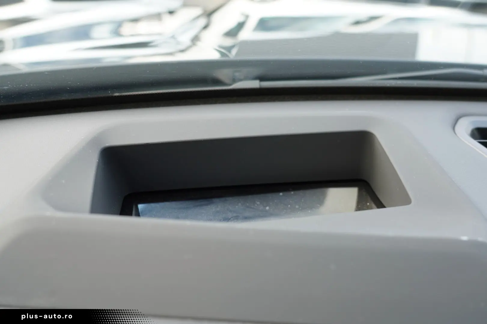 BMW X1 18 i sDrive xLine  MIT 2 JAHREN GARANTIE