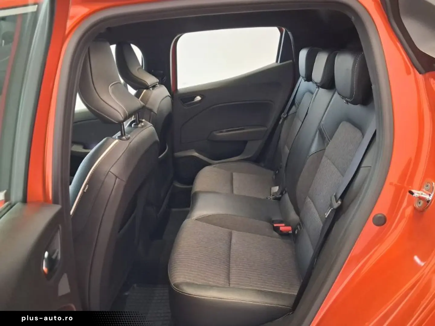 RENAULT CLIO 1.0 TCe 90CP Intens