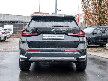 BMW X1 sDrive20i xLine HUD PANO ACC AHK RFK NAVI