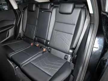 BMW X1 sDrive20i xLine HUD PANO ACC AHK RFK NAVI