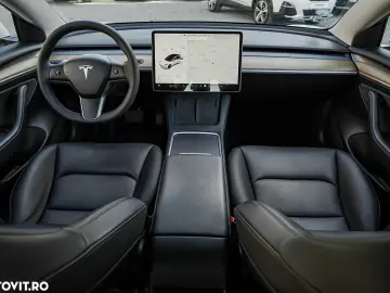Tesla Model 3 RWD Hinterradantrieb