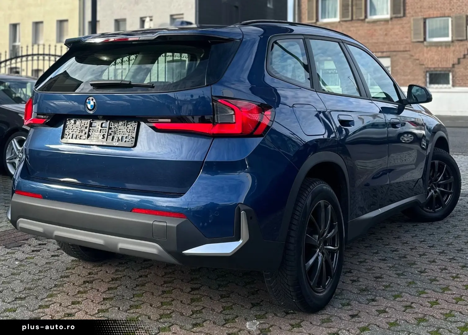 BMW X1 sDrive 18 i-NAVI-SHZ-LED HEAD UP HIFI-3D KAM