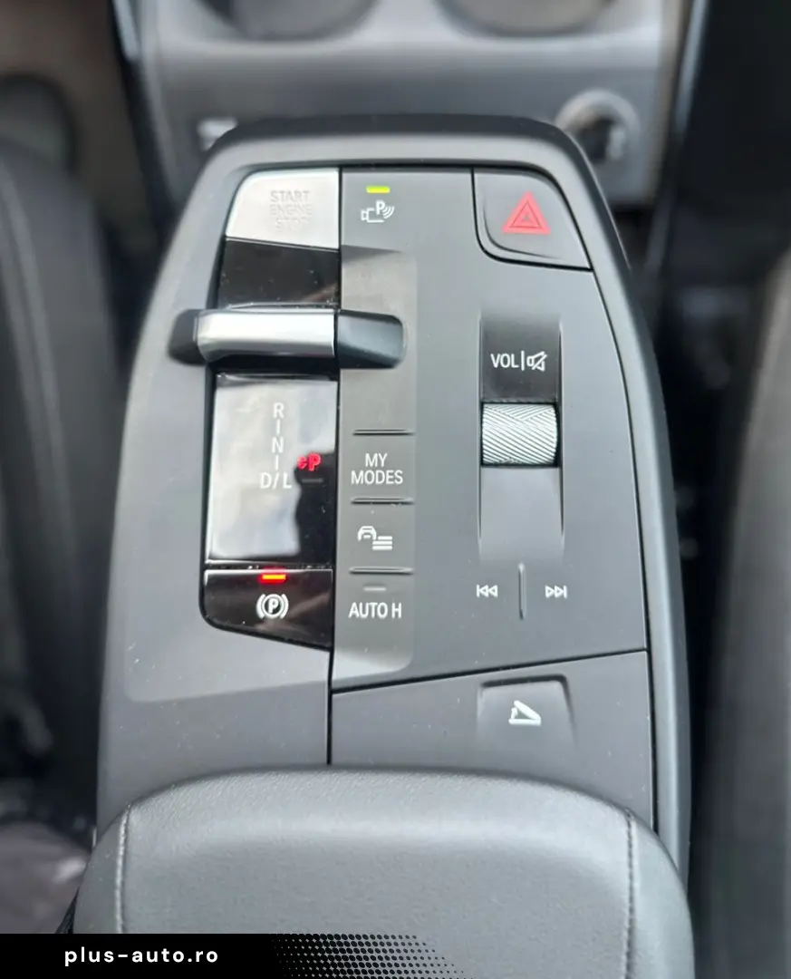 BMW X1 sDrive 18 i-NAVI-SHZ-LED HEAD UP HIFI-3D KAM