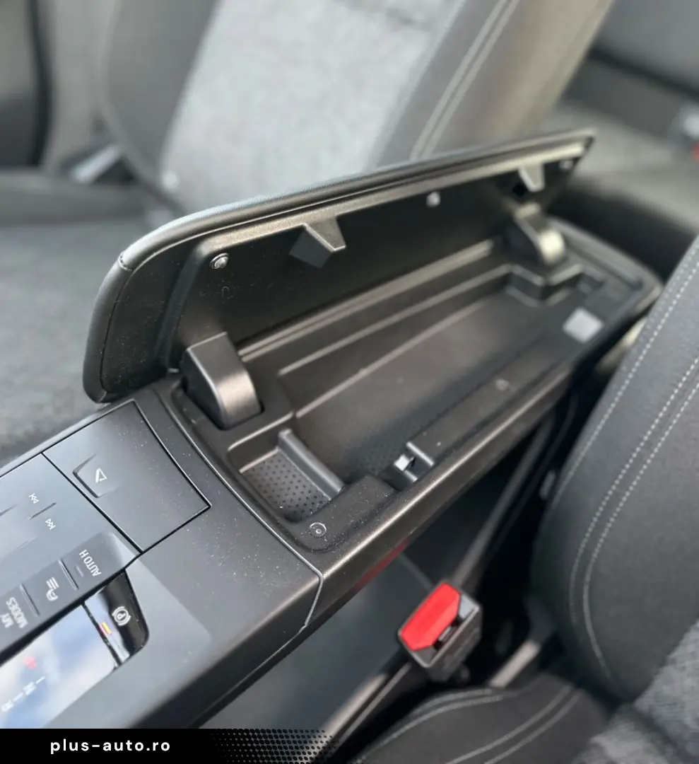 BMW X1 sDrive 18 i-NAVI-SHZ-LED HEAD UP HIFI-3D KAM