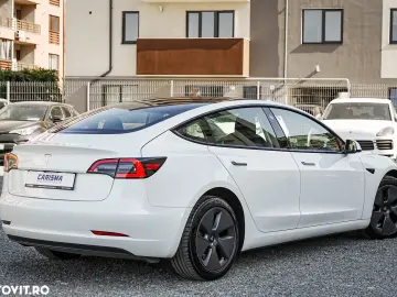 Tesla Model 3 Standard Reichweite Plus Hinterradantrieb