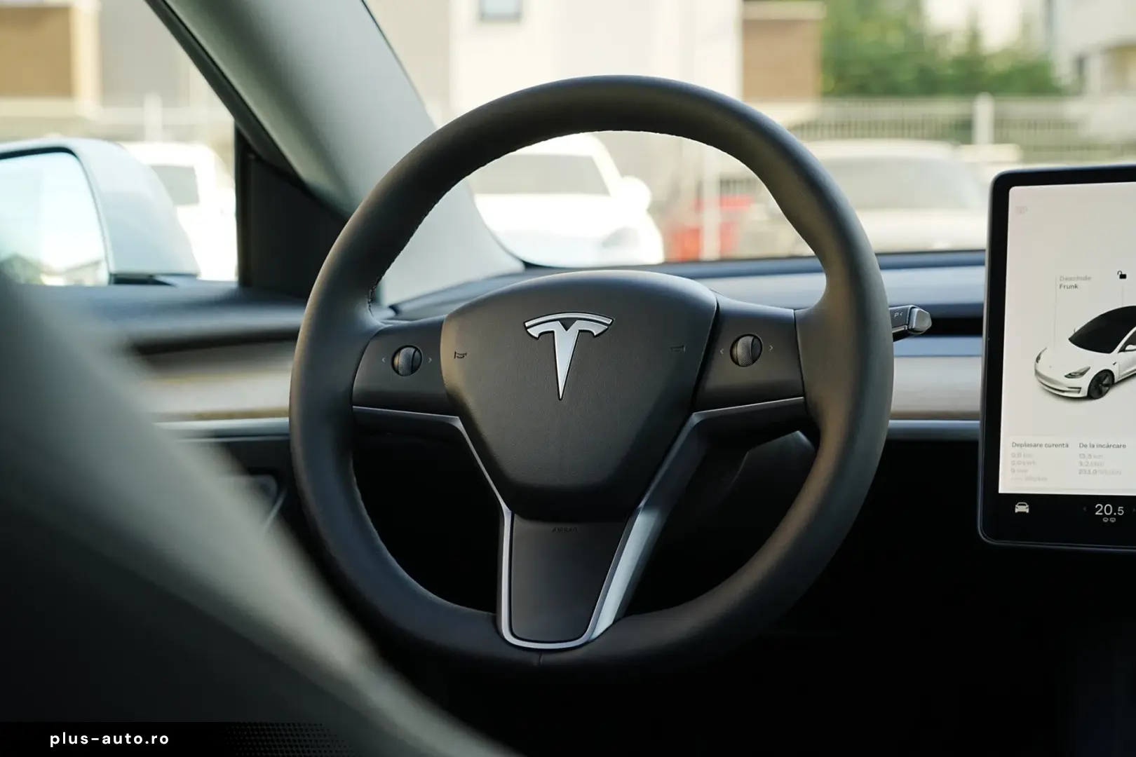 Tesla Model 3 Standard Reichweite Plus Hinterradantrieb