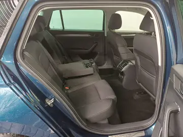 Skoda Superb 2.0 TDI DSG Style