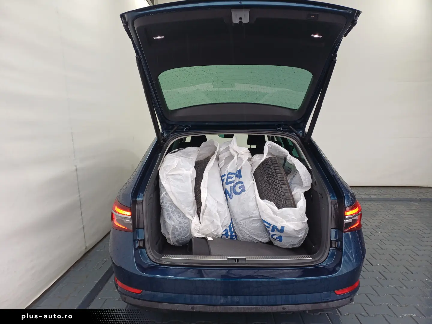 Skoda Superb 2.0 TDI DSG Style