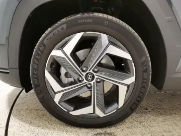 HYUNDAI TUCSON 1.6 T-GDI DCT PHEV AWD Klimaaut. RFK