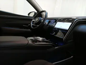 HYUNDAI Tucson 1.6 T-GDI Trend 4WD Navi Lenkrhzg. CAM