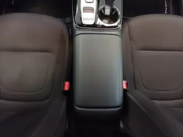 HYUNDAI Tucson 1.6 T-GDI Trend 4WD Navi Lenkrhzg. CAM