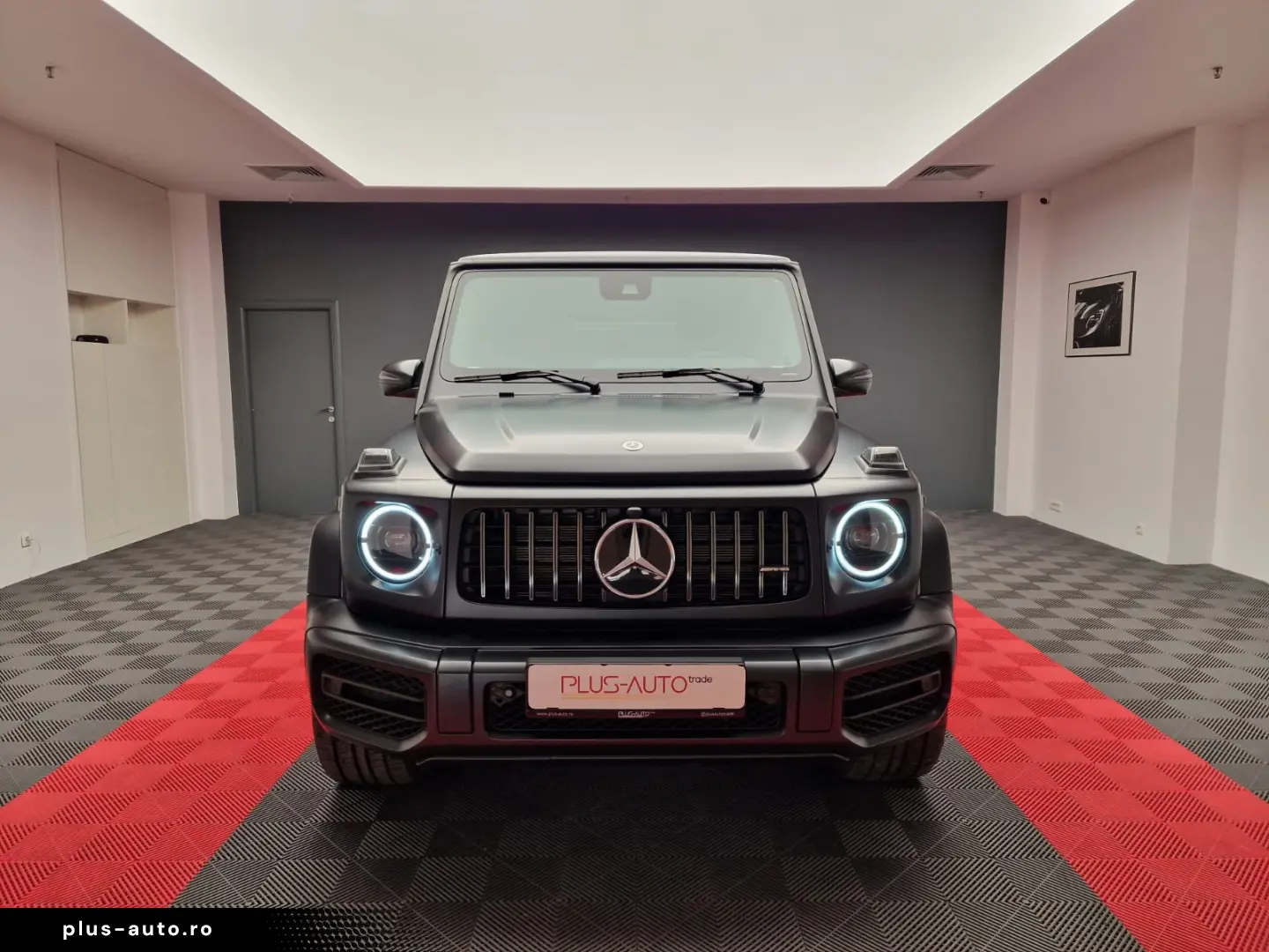 Mercede Benz G63 Night magno