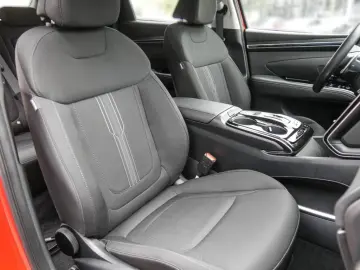 HYUNDAI Tucson 1.6 TGDI PHEV 4WD DCT SHZ KAM SHZ KLIMA