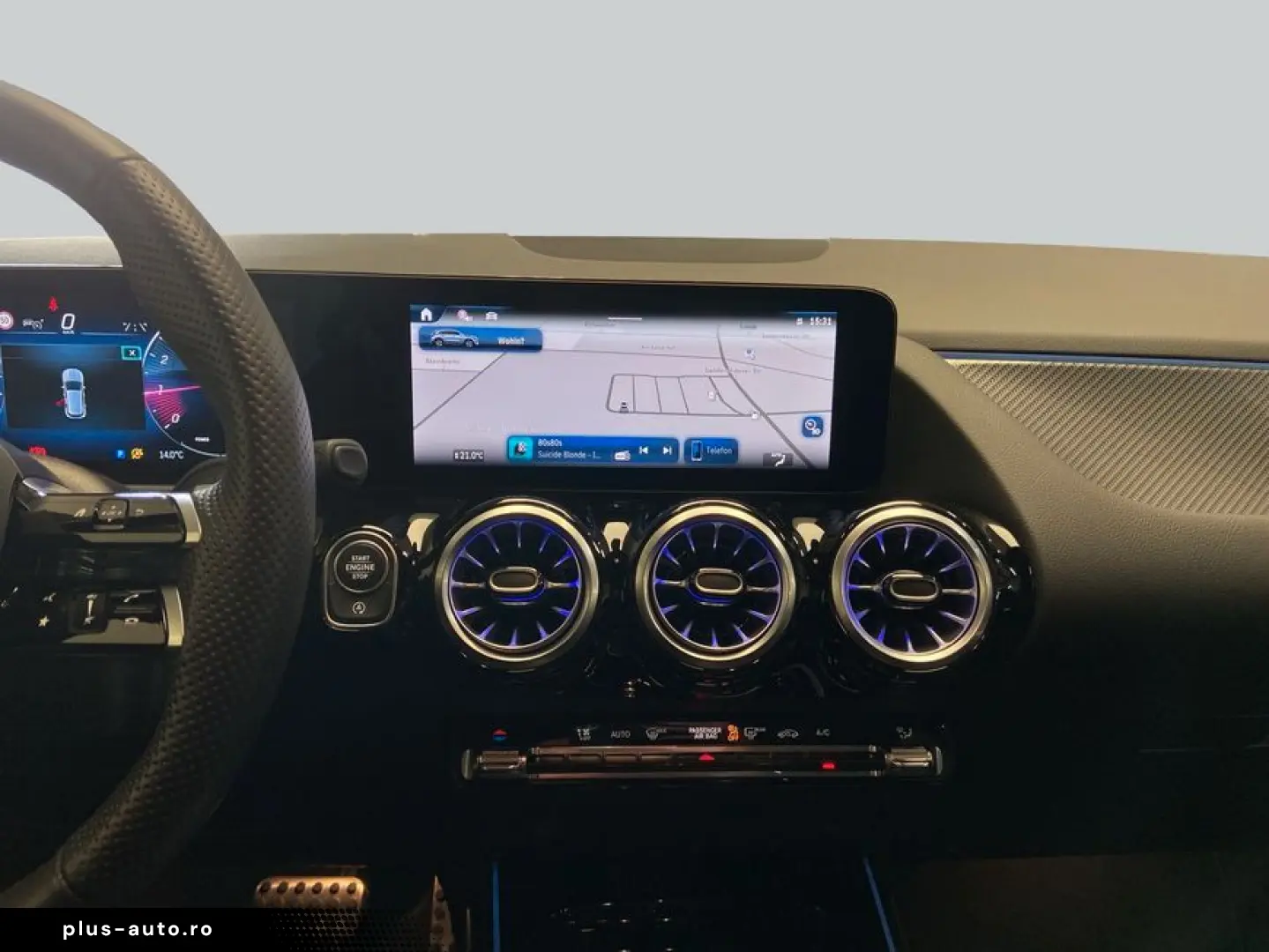 MERCEDES-BENZ GLA 180