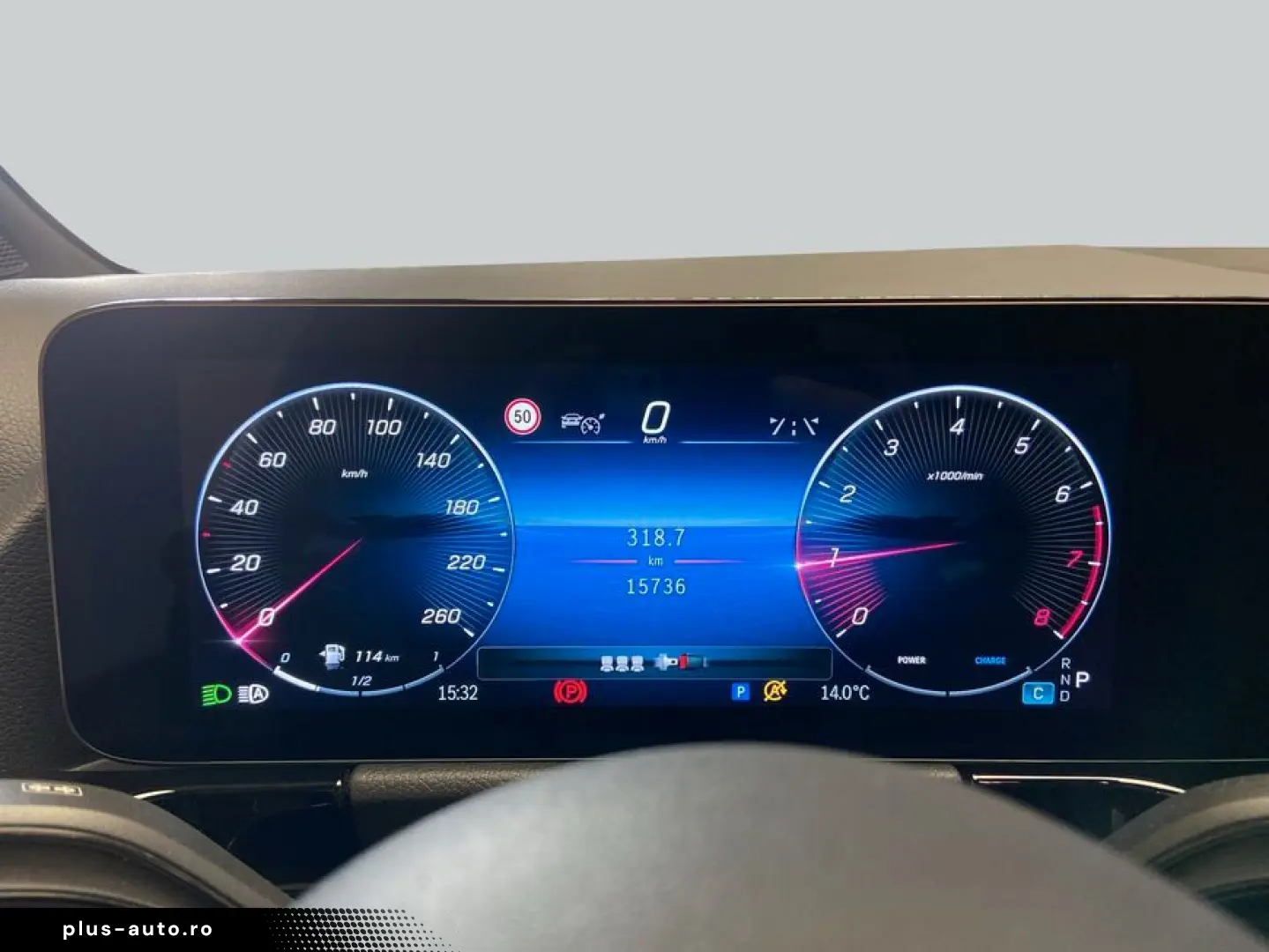 MERCEDES-BENZ GLA 180