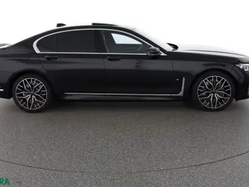 BMW 750 i xDrive M SPORT STANDHZ SOFTCLOSE