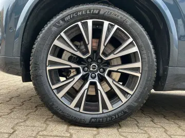 VOLVO XC90 T8 AWD Recharge Plus Bright 7-Sitzer ACC