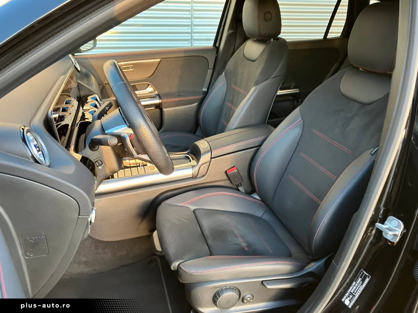 MERCEDES-BENZ GLA 180 d AMG Line