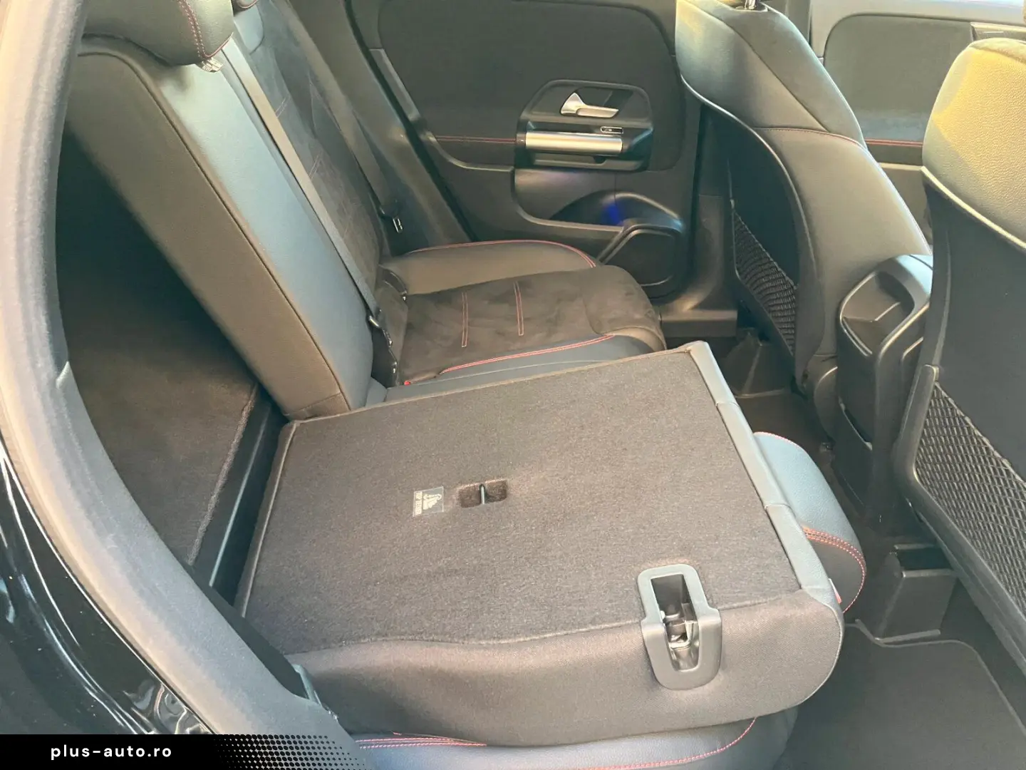 MERCEDES-BENZ GLA 180 d AMG Line