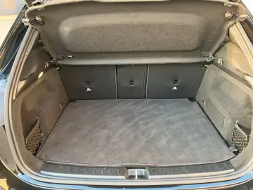 MERCEDES-BENZ GLA 180 d AMG Line