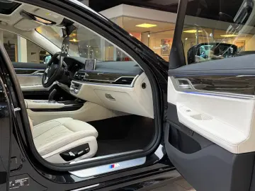 BMW 730 Ld Lang M-Sport Executive Lounge