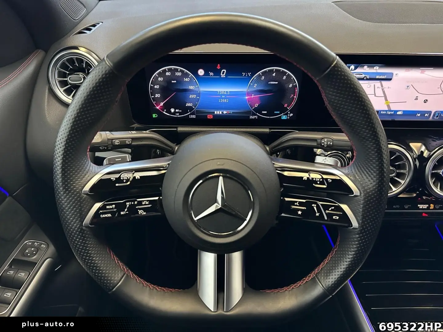 MERCEDES-BENZ GLA 180 AMG