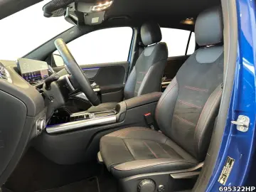 MERCEDES-BENZ GLA 180 AMG