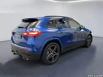 MERCEDES-BENZ GLA 180 AMG