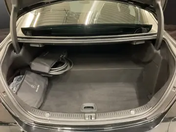 MERCEDES-BENZ E 300 de 4M AMG NIGHT DISTRONIC BURMES&hellip;