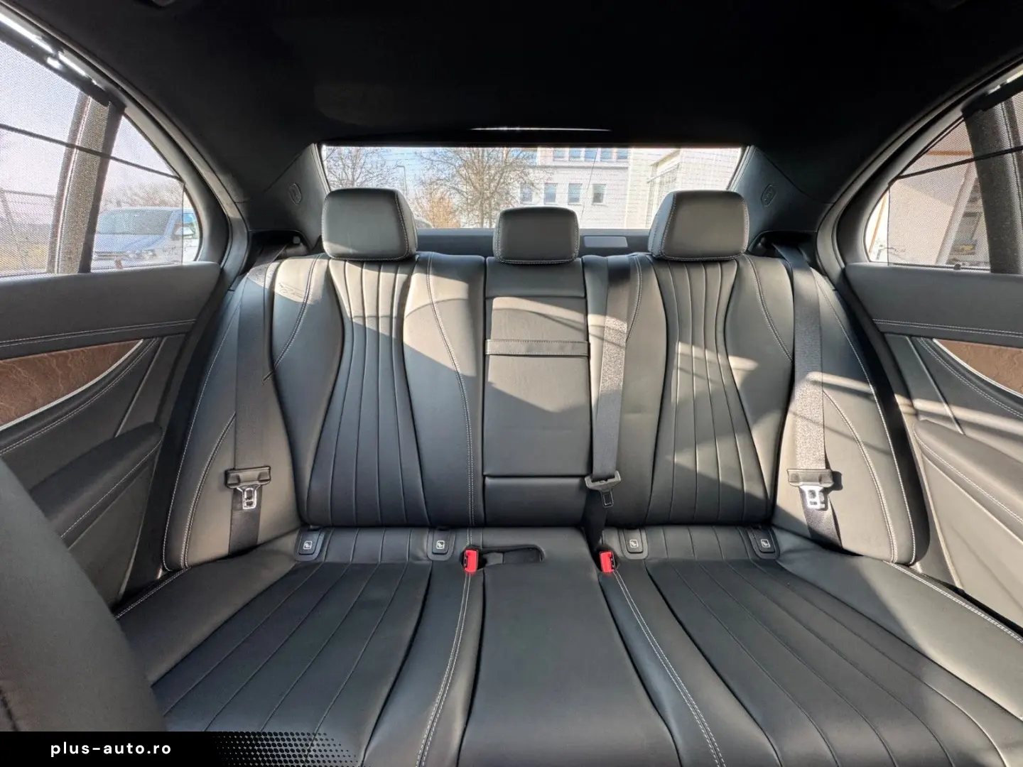 MERCEDES-BENZ E 300 d 4M AMG WIDESCREEN LEDER NAPPA &hellip;